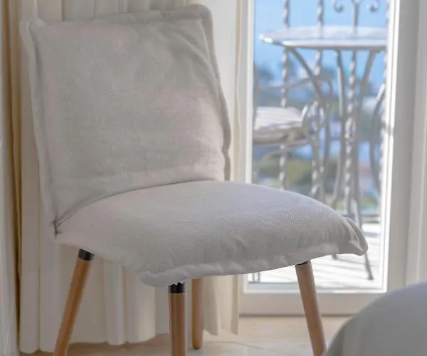 普罗拉酒店 3* 卡普里