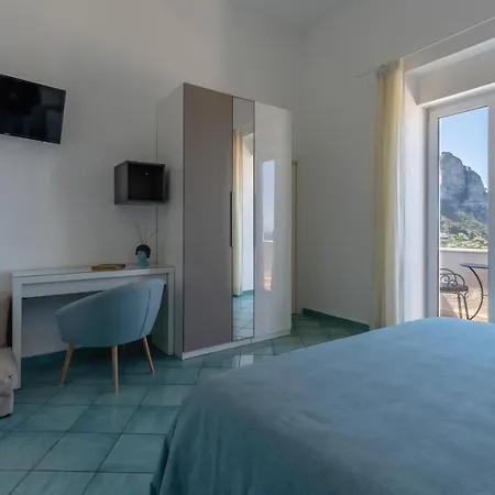 La Prora Capri