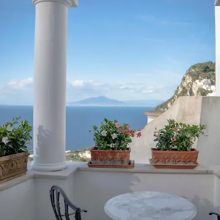 La Prora Capri